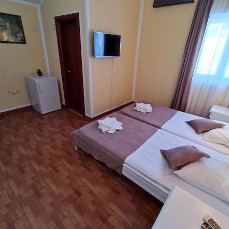 Martinovic Rooms บุดวา ภายนอก รูปภาพ