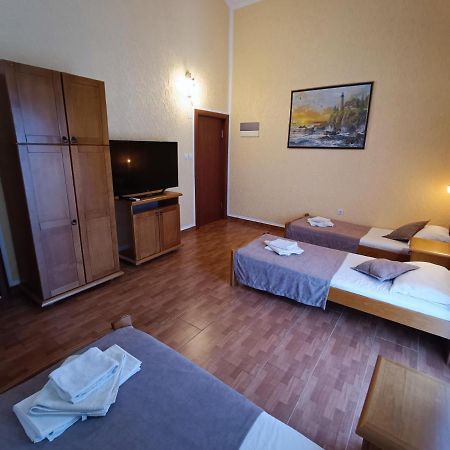 Martinovic Rooms บุดวา ภายนอก รูปภาพ