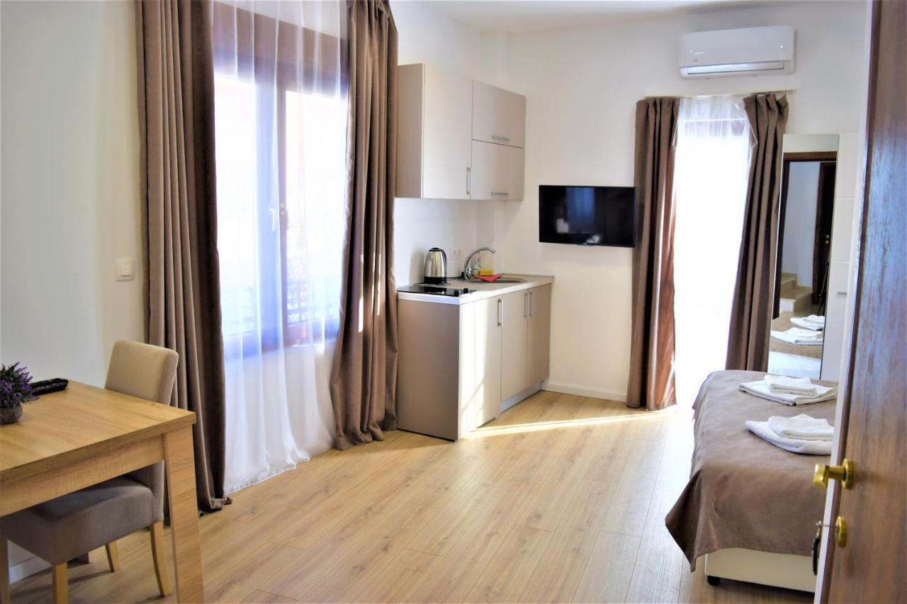 Martinovic Rooms บุดวา ภายนอก รูปภาพ