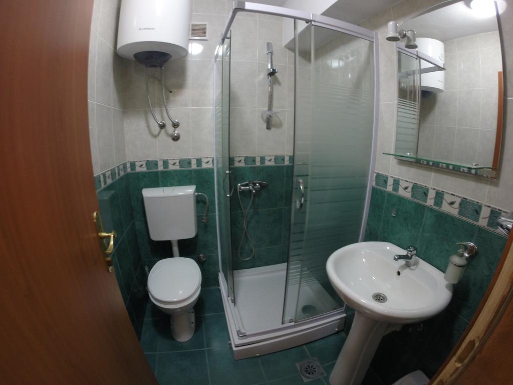 Martinovic Rooms บุดวา ภายนอก รูปภาพ