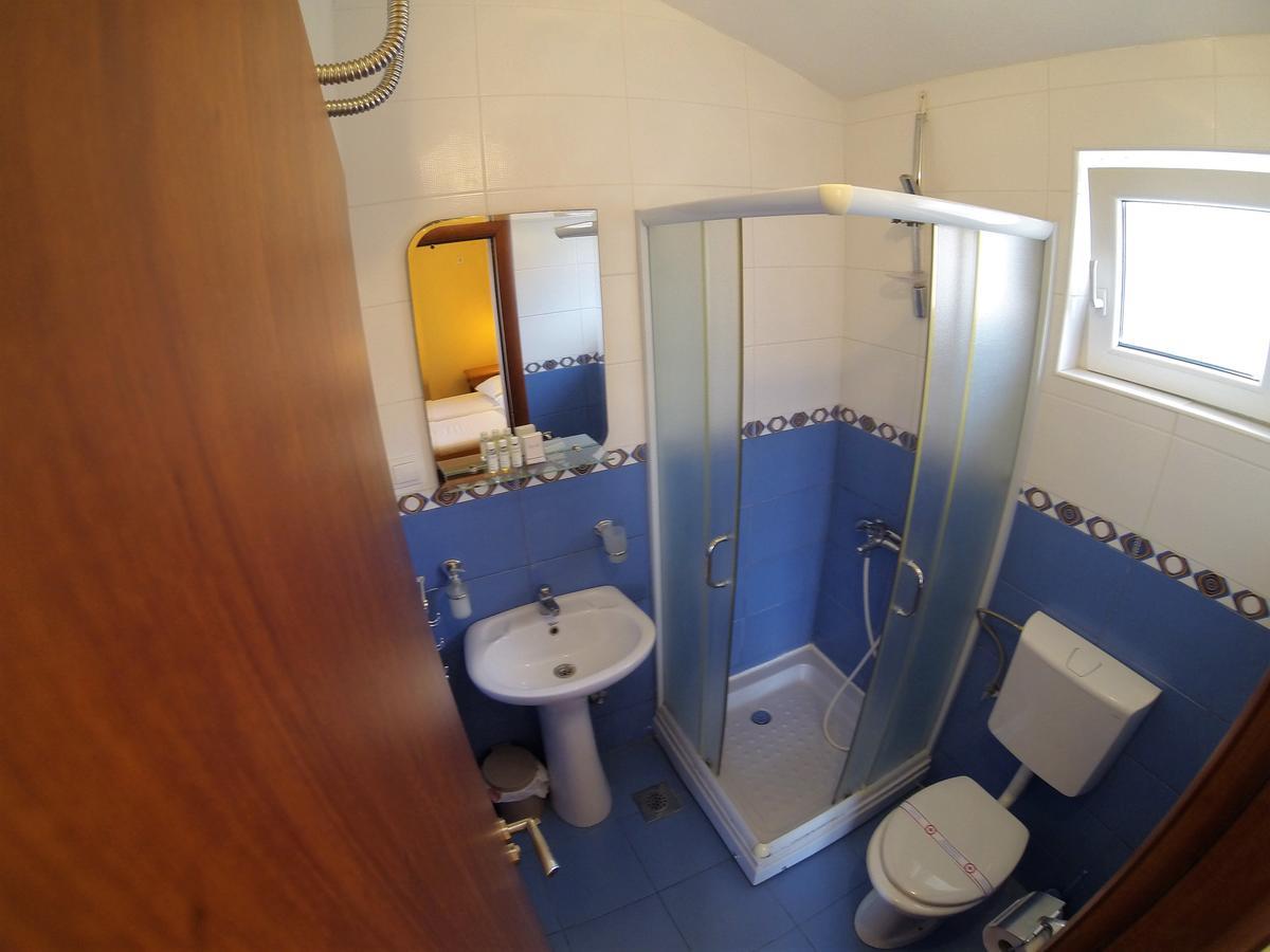 Martinovic Rooms บุดวา ภายนอก รูปภาพ