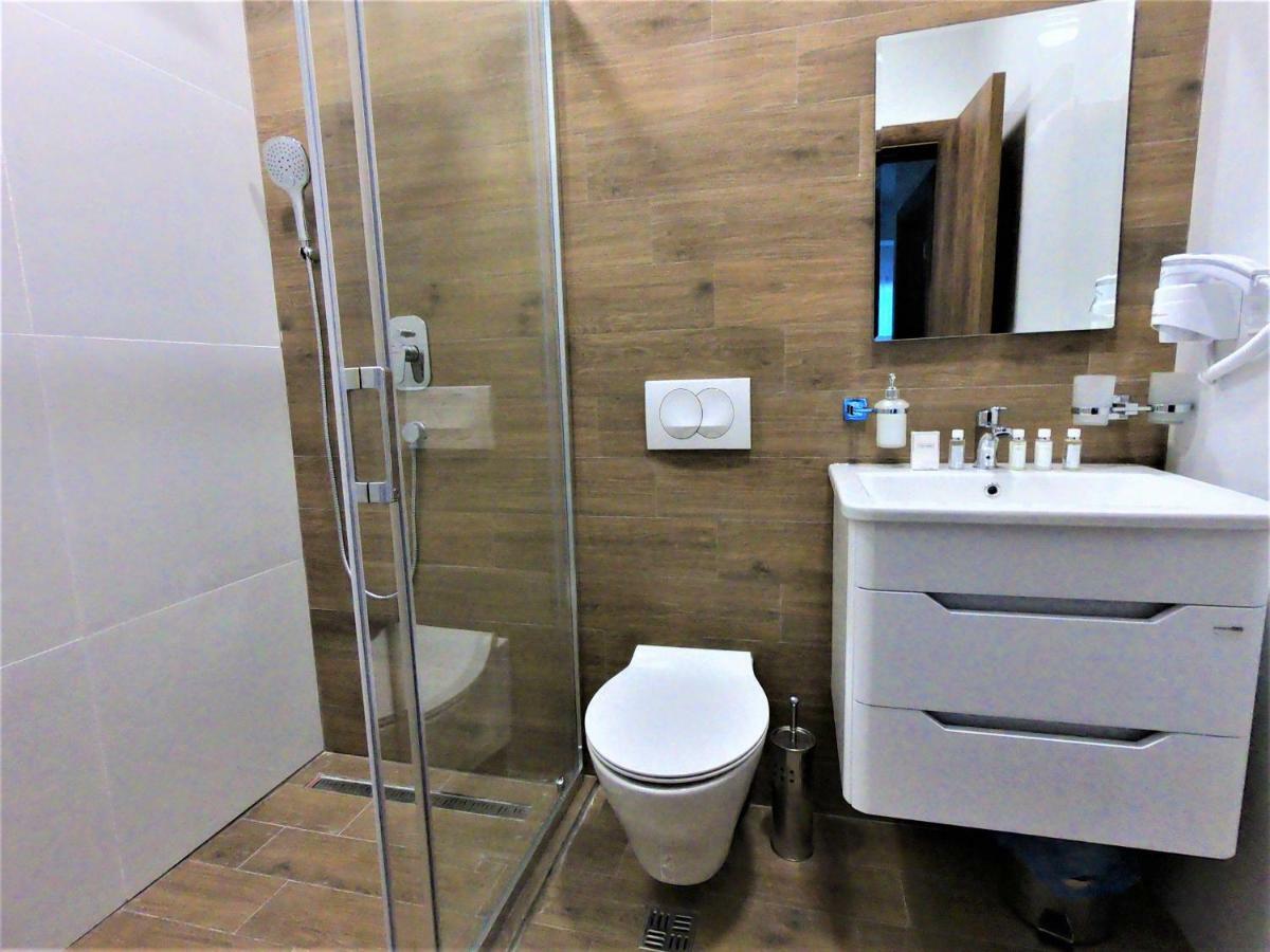 Martinovic Rooms บุดวา ภายนอก รูปภาพ